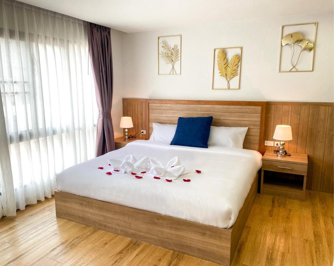 De Luxe Boutique & Rooftop Chiang Mai Zewnętrze zdjęcie